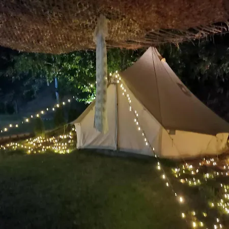 Friendsland Luxury tent