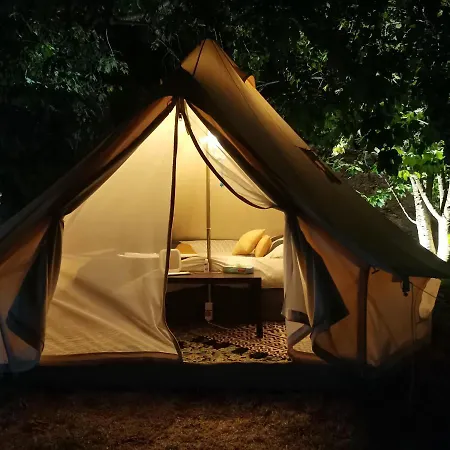 Friendsland Luxury tent Louvaras